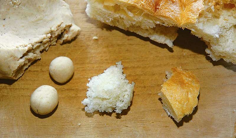 Приманка из белого хлеба